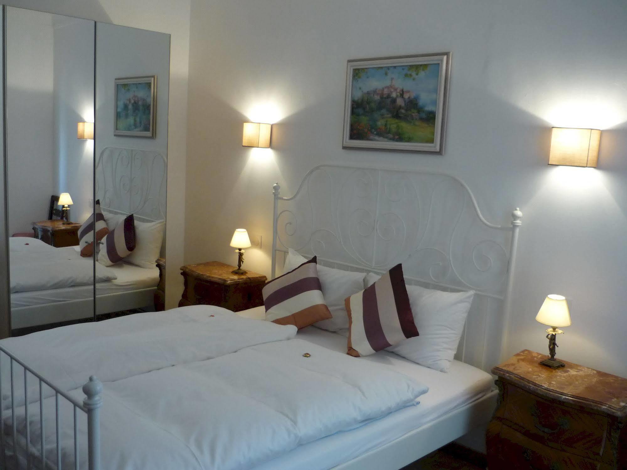 Logis Hotel Villa Victorine Ницца Экстерьер фото